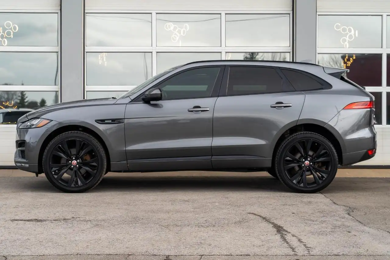 Jaguar F-Pace снимка Jaguar F-Pace
