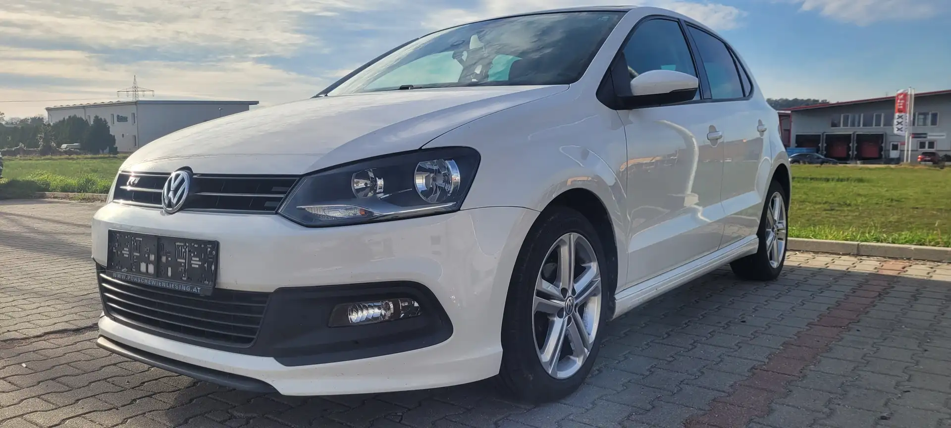 Volkswagen Polo Polo 6R R-Line Weiß - 1