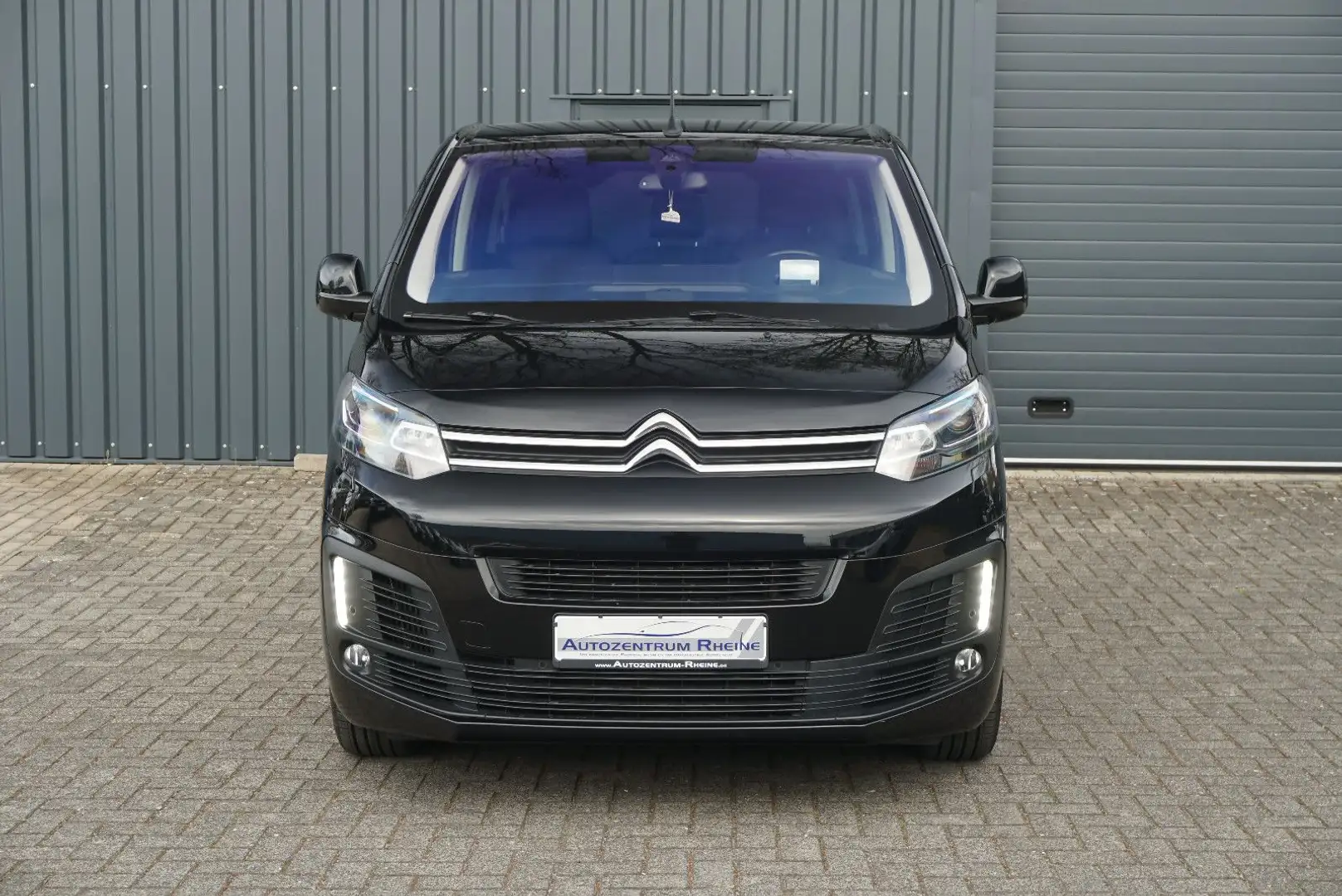 Citroen Spacetourer Jumpy SpaceTour 1.Hd PANO Keyless RFK HUD LED Schwarz - 2