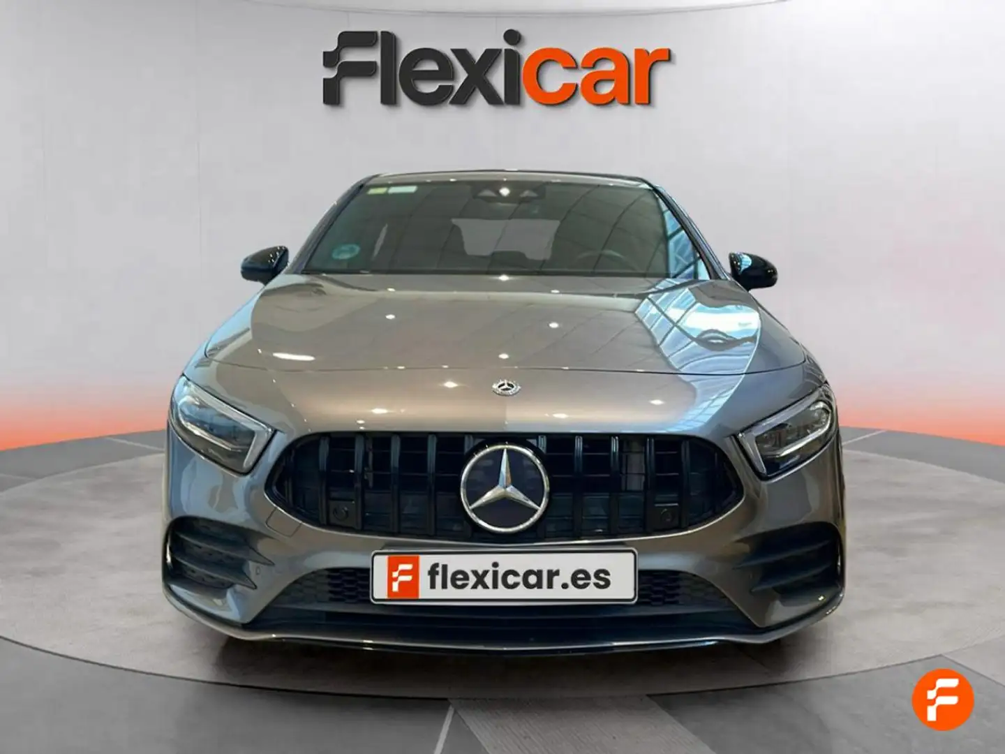 Mercedes-Benz A 250 4Matic 7G-DCT Gris - 2