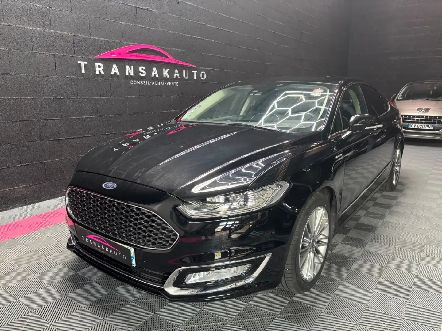 Ford Mondeo Noir - 1