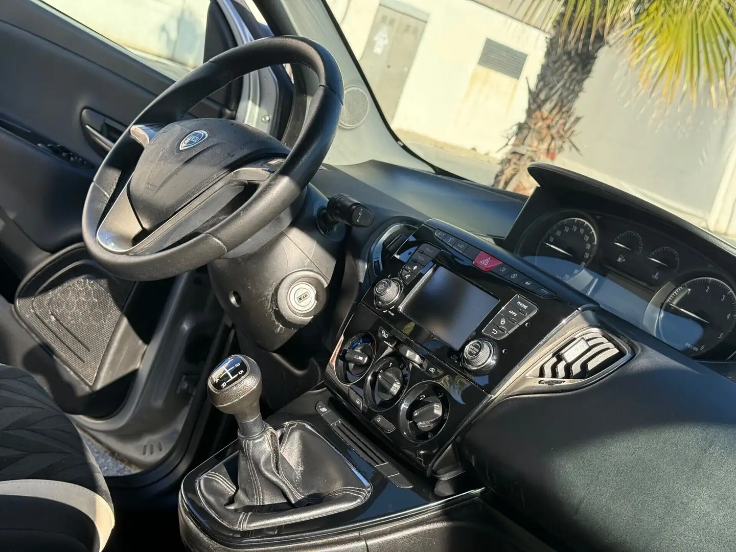 Lancia Ypsilon Ypsilon 1.3 MJT 16V 95 CV-EURO 6 Grigio - 2