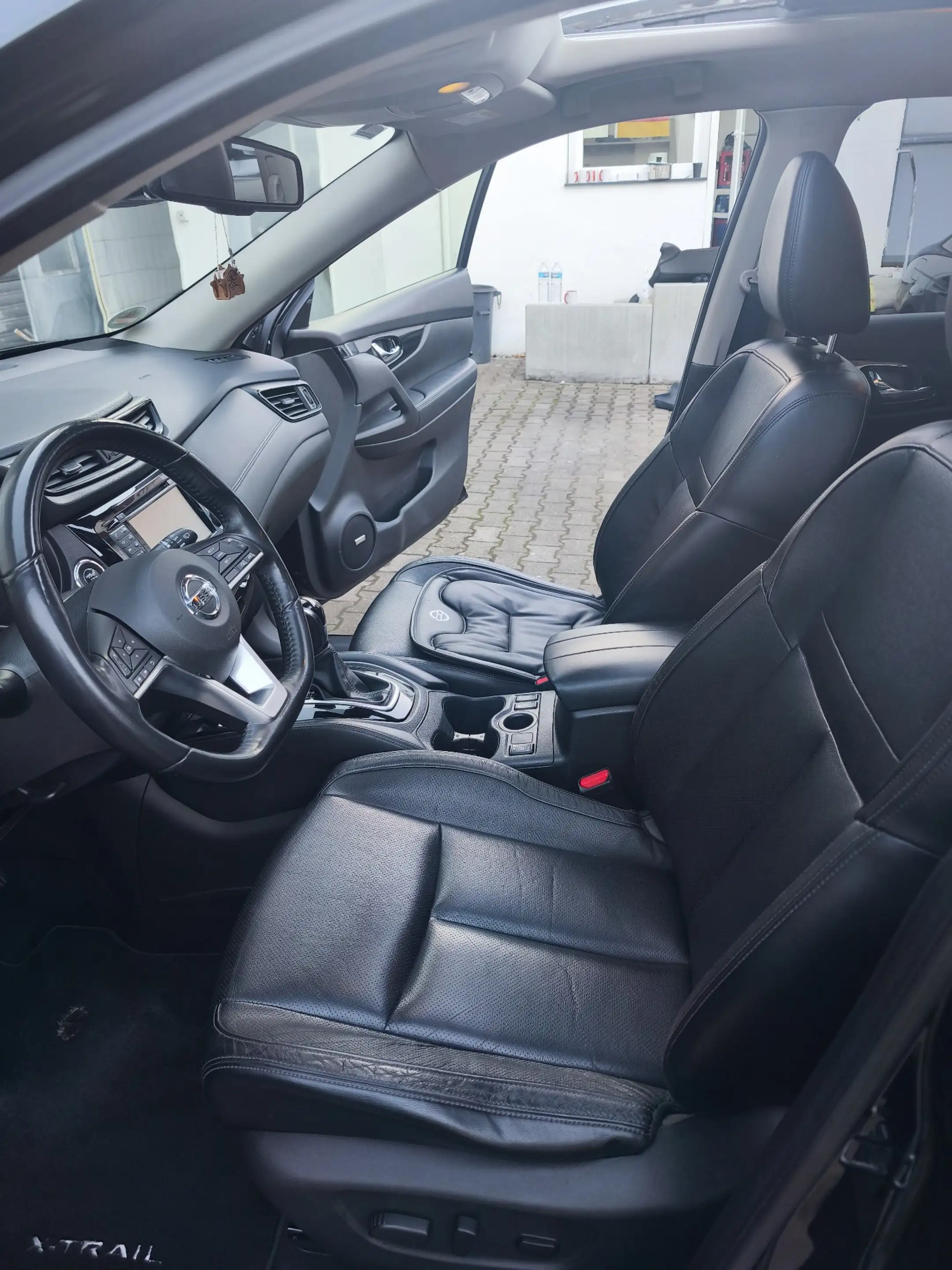 Nissan X-Trail Tekna — photo 11