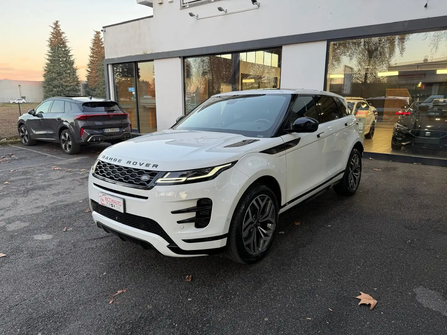 Land Rover Range Rover Evoque Range Rover Evoque 1.5 mhev R-Dynamic SE fwd 160cv Bianco - 2