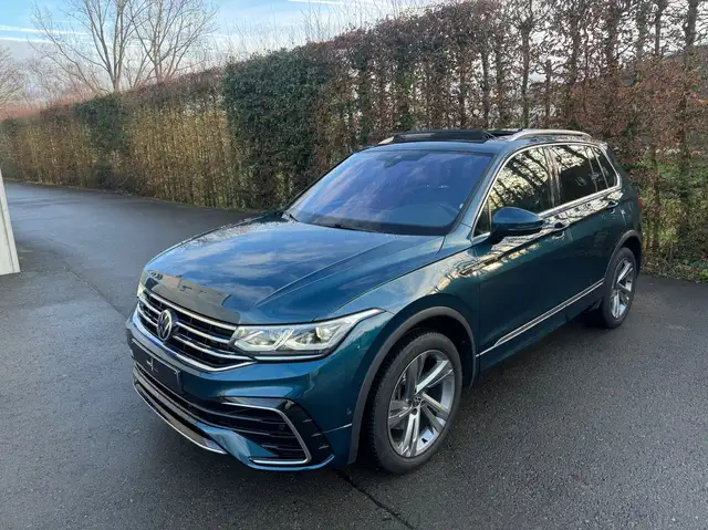 Volkswagen Tiguan 2.0 TSI 4Motion R-Line / PANO / / CARPLAY /