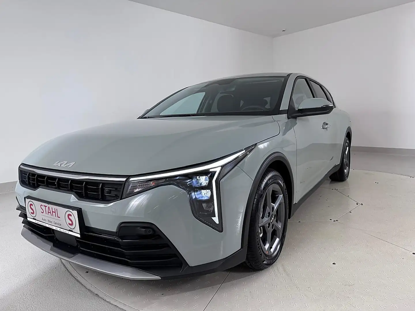Kia K4 HB/SILBER/1.0 TGDI /DCT7 48V/115/MY26|Stahl W22 Grau - 1