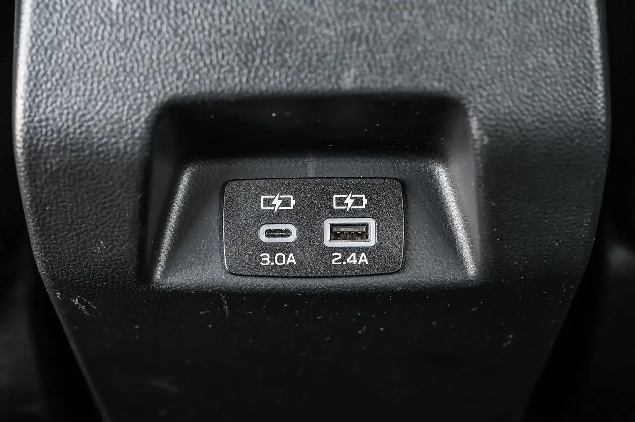 Subaru Impreza снимка Subaru Impreza
