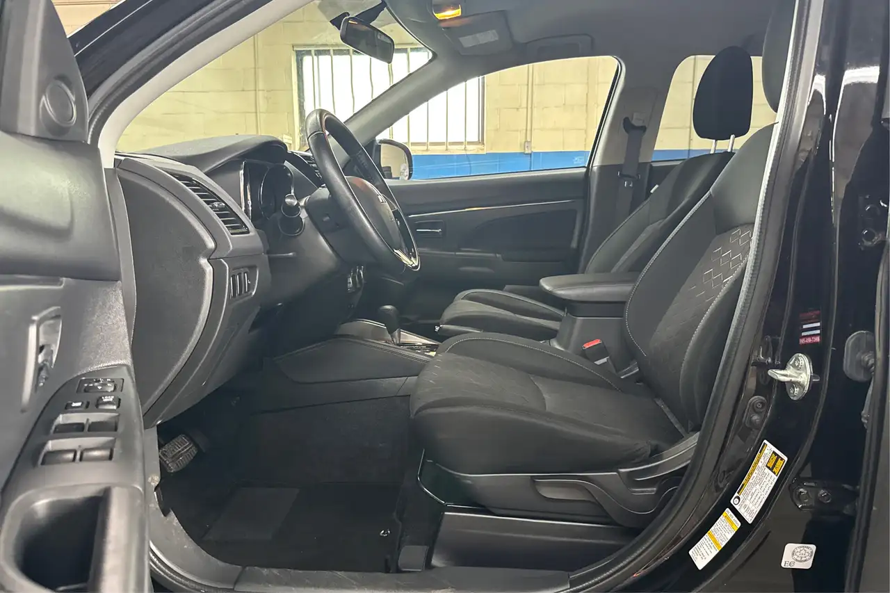 Mitsubishi RVR снимка Mitsubishi RVR