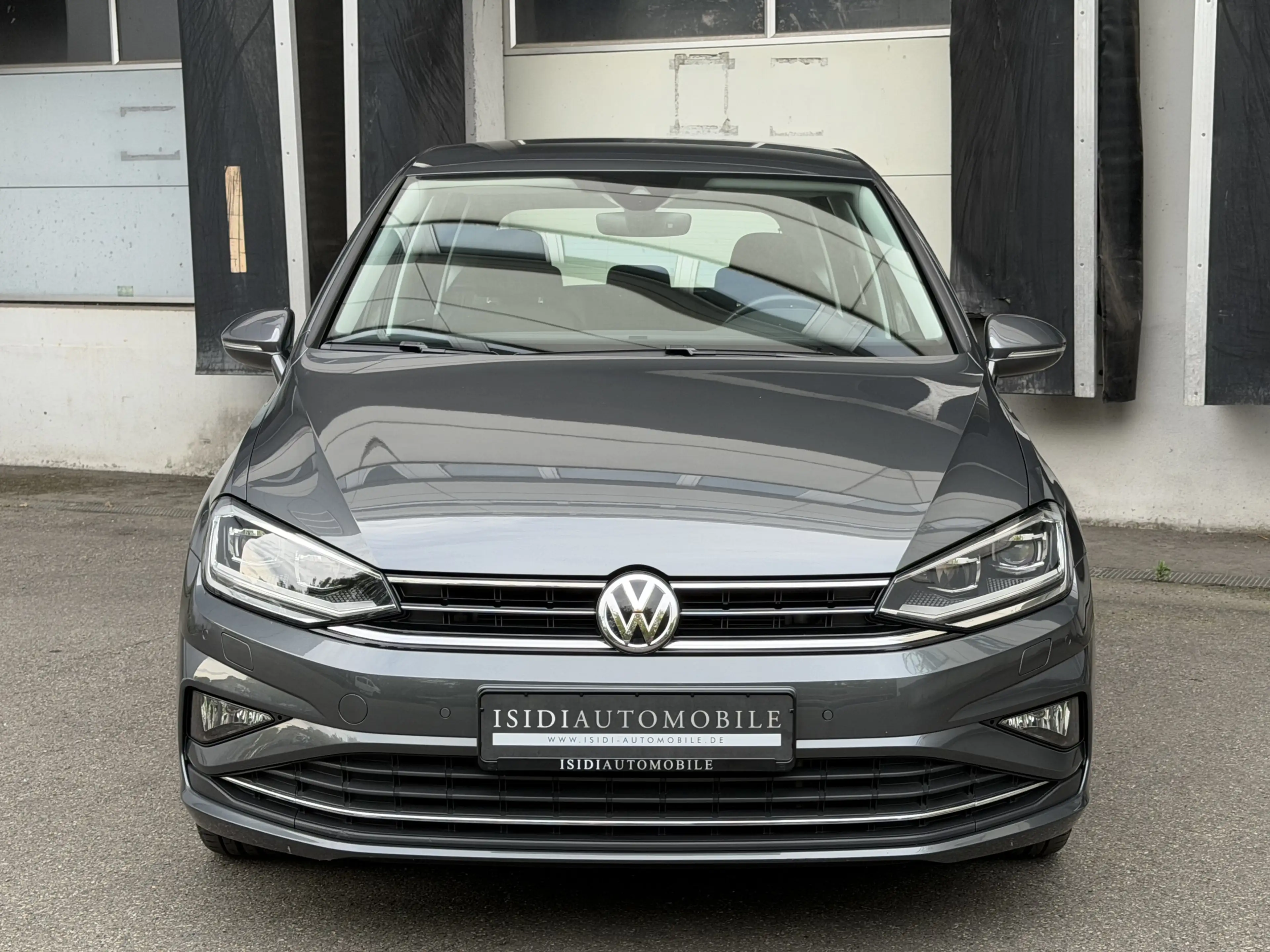 Volkswagen Golf Sportsvan Highline LED ACC Rü-Kamera AHK — photo 10