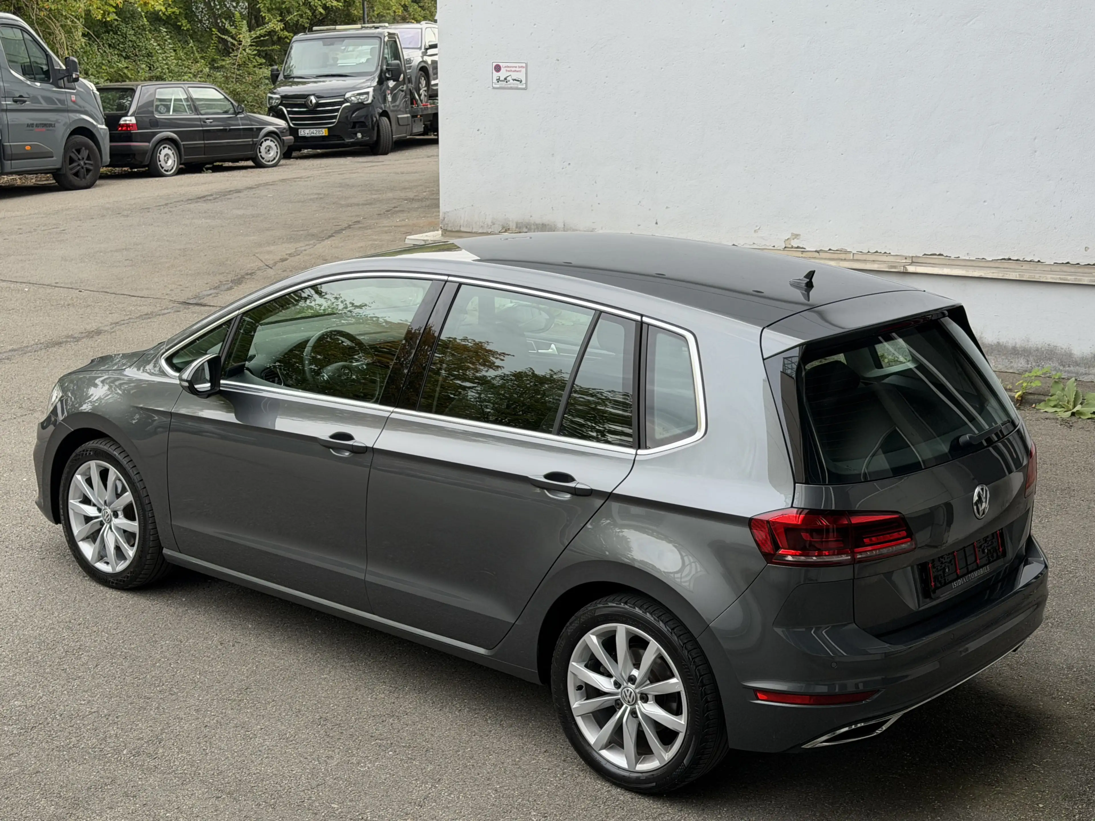Volkswagen Golf Sportsvan Highline LED ACC Rü-Kamera AHK — photo 4