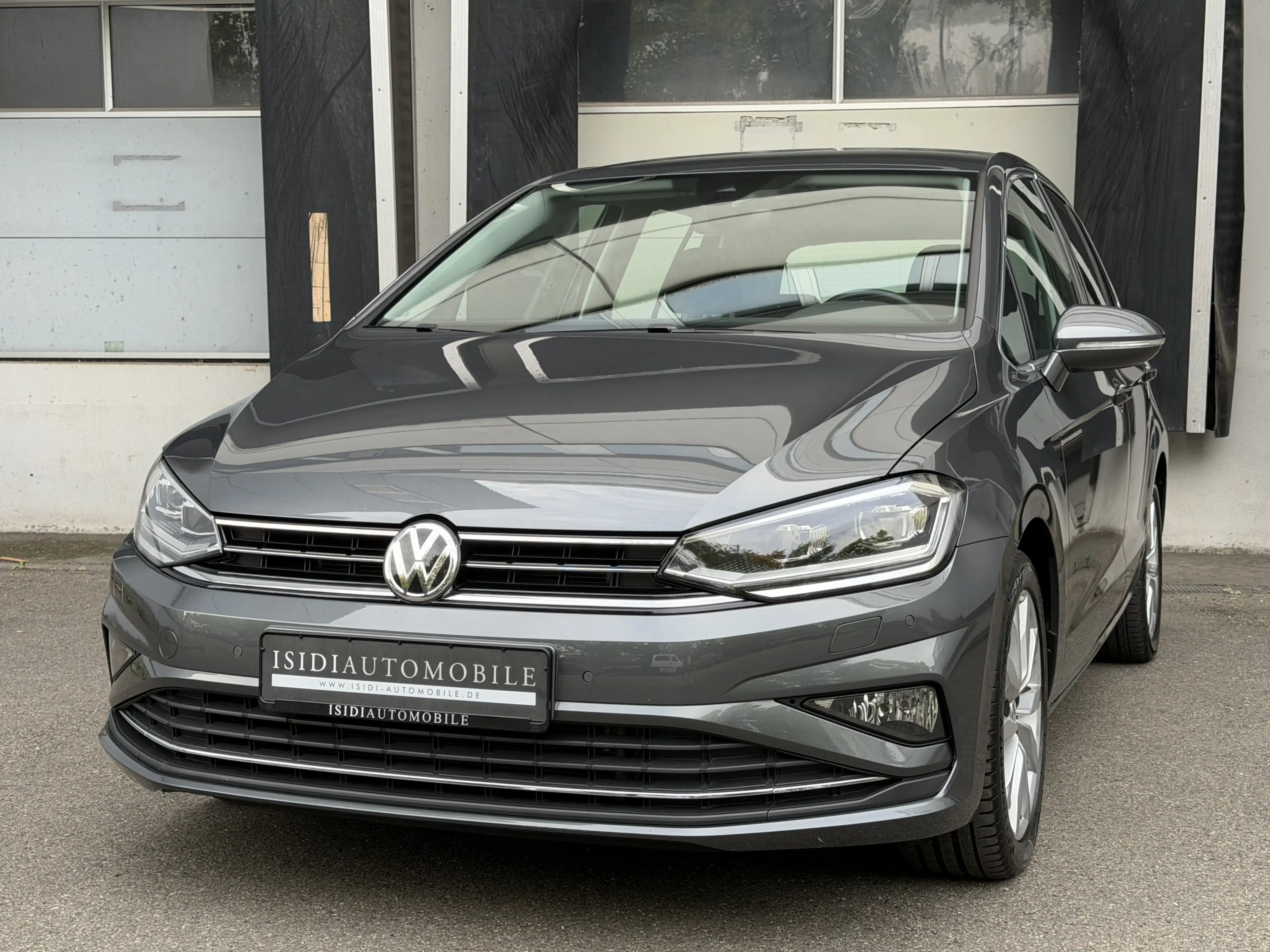 Volkswagen Golf Sportsvan Highline LED ACC Rü-Kamera AHK