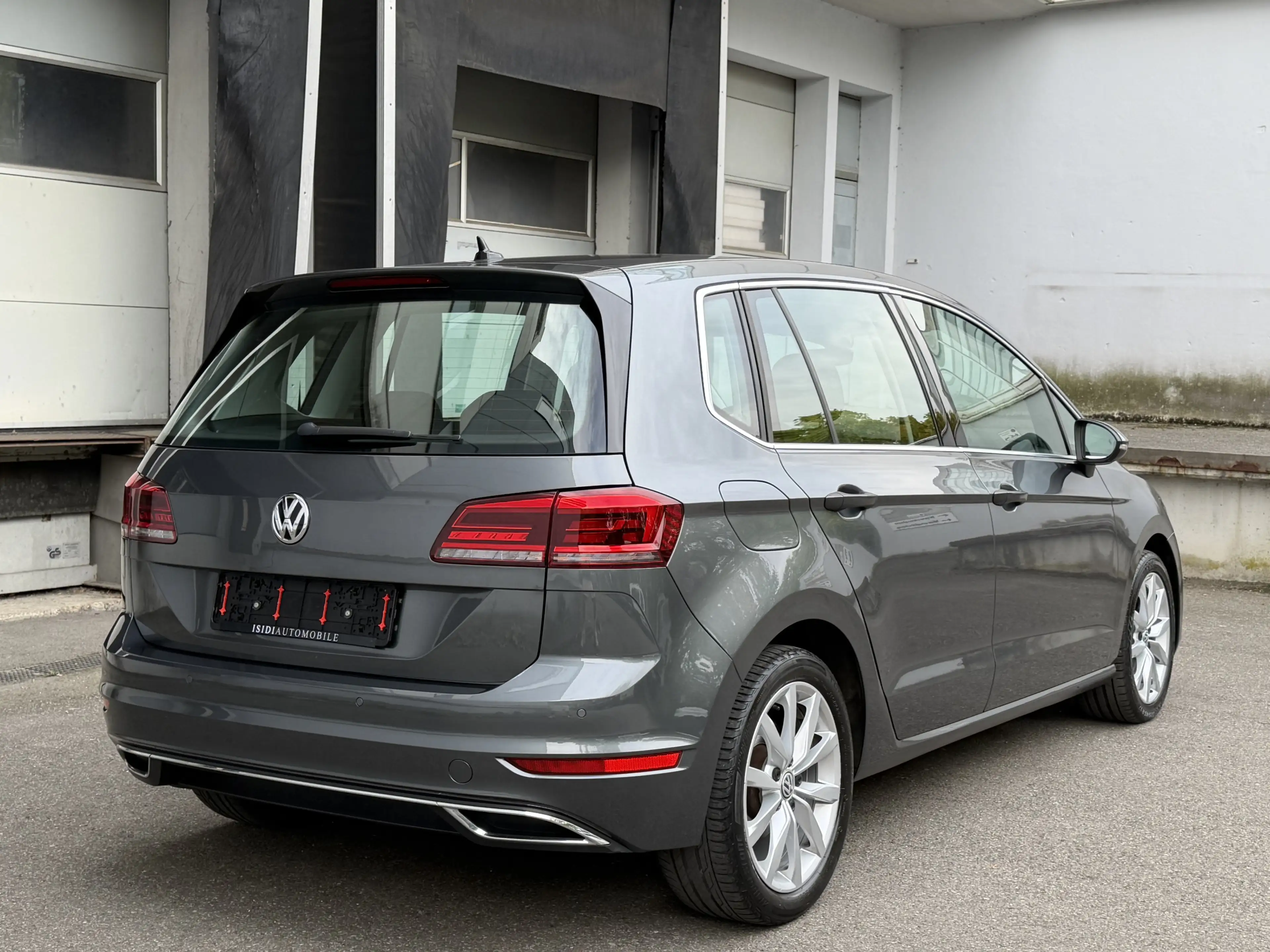 Volkswagen Golf Sportsvan Highline LED ACC Rü-Kamera AHK — photo 6