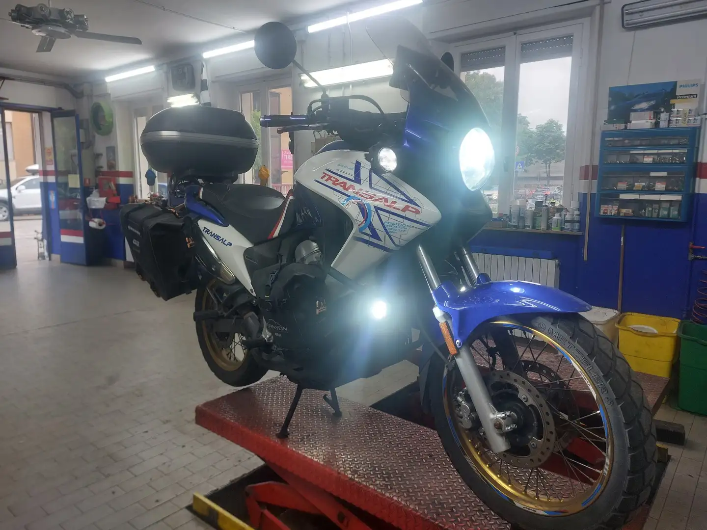 Honda XL 700 transalp Blue - 1