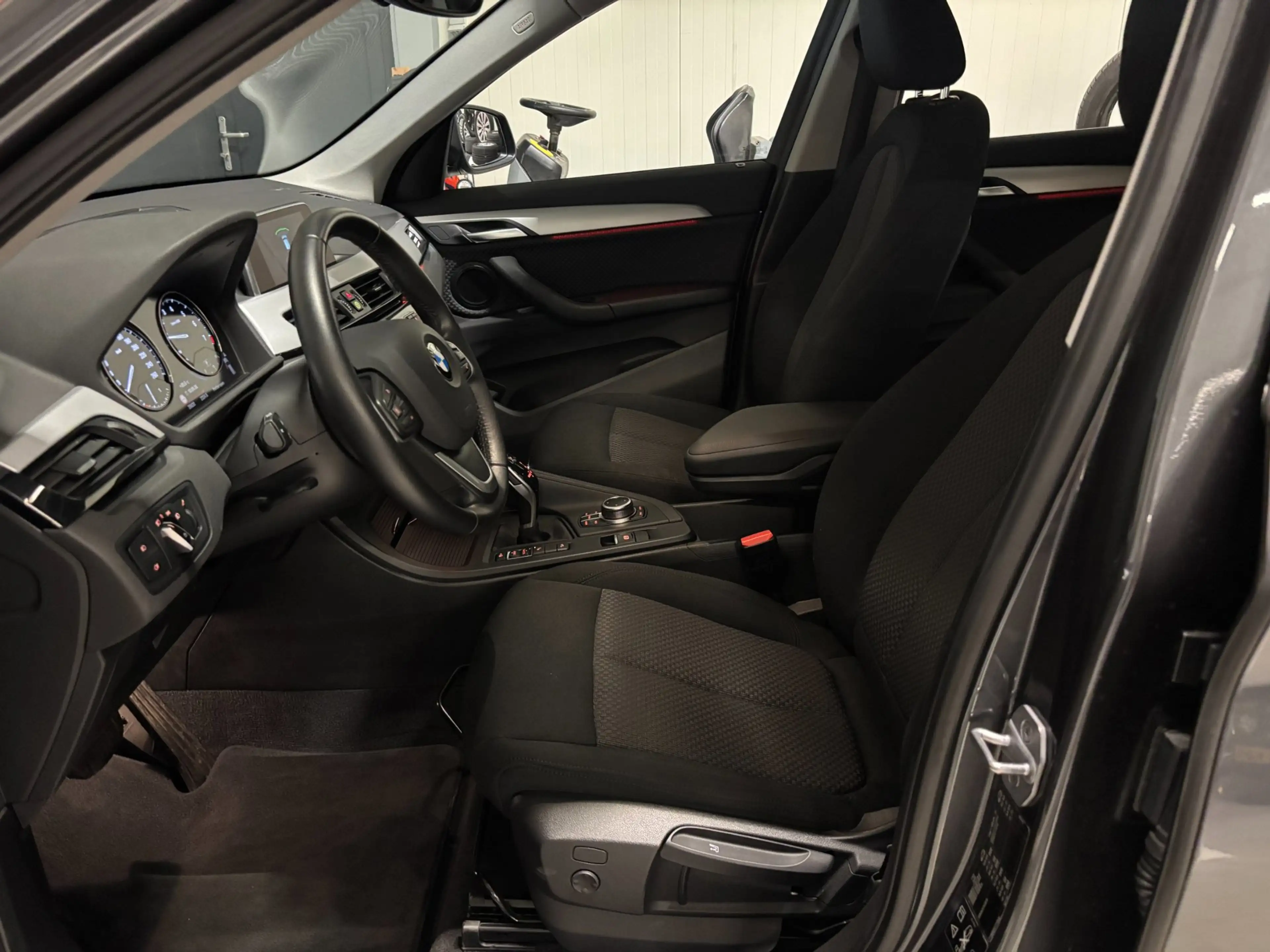 BMW X1 XDrive20i|Cruise|Stoelverw|Navi|PDC — photo 30