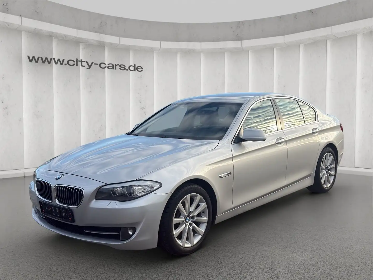 BMW 523 5 Limousine 523 i*Leder*87000km* Silber - 1
