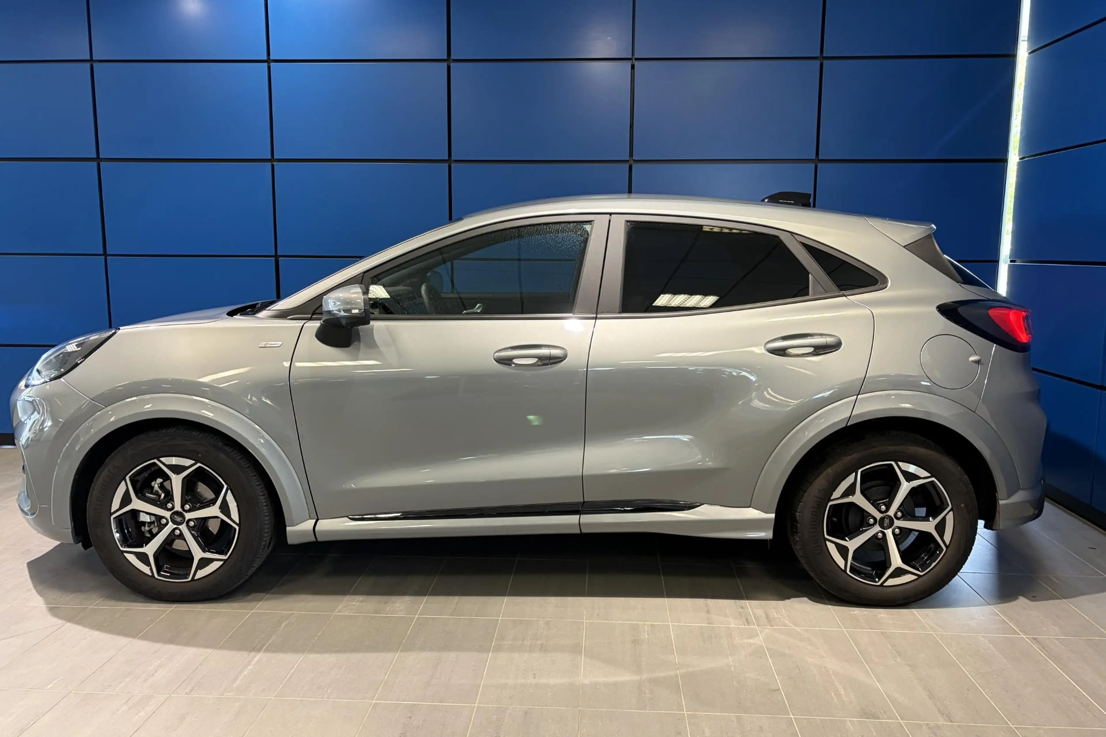 Ford Puma 1.0 EcoBoost Hybrid ST-Line — photo 2