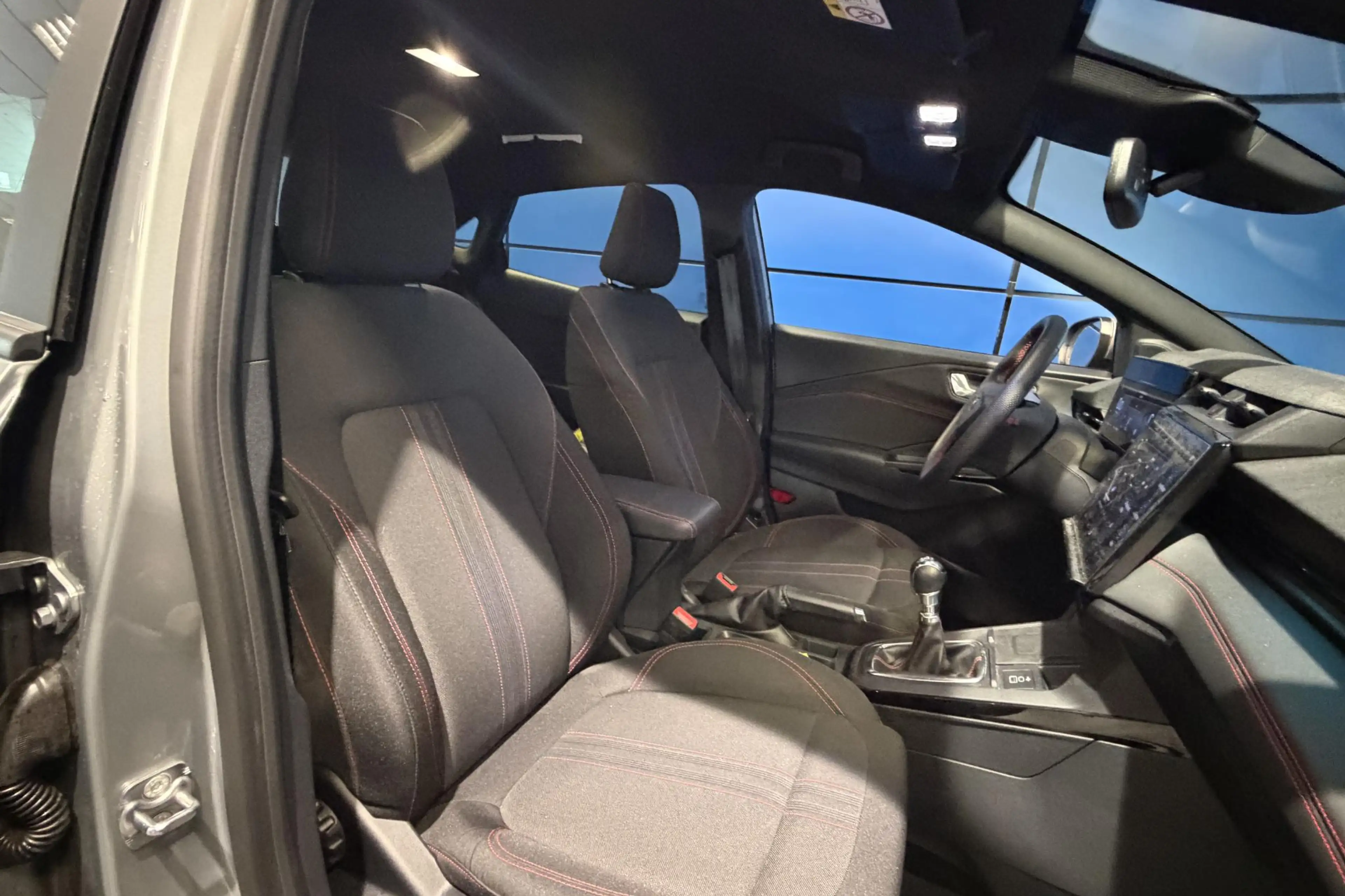Ford Puma 1.0 EcoBoost Hybrid ST-Line — photo 10