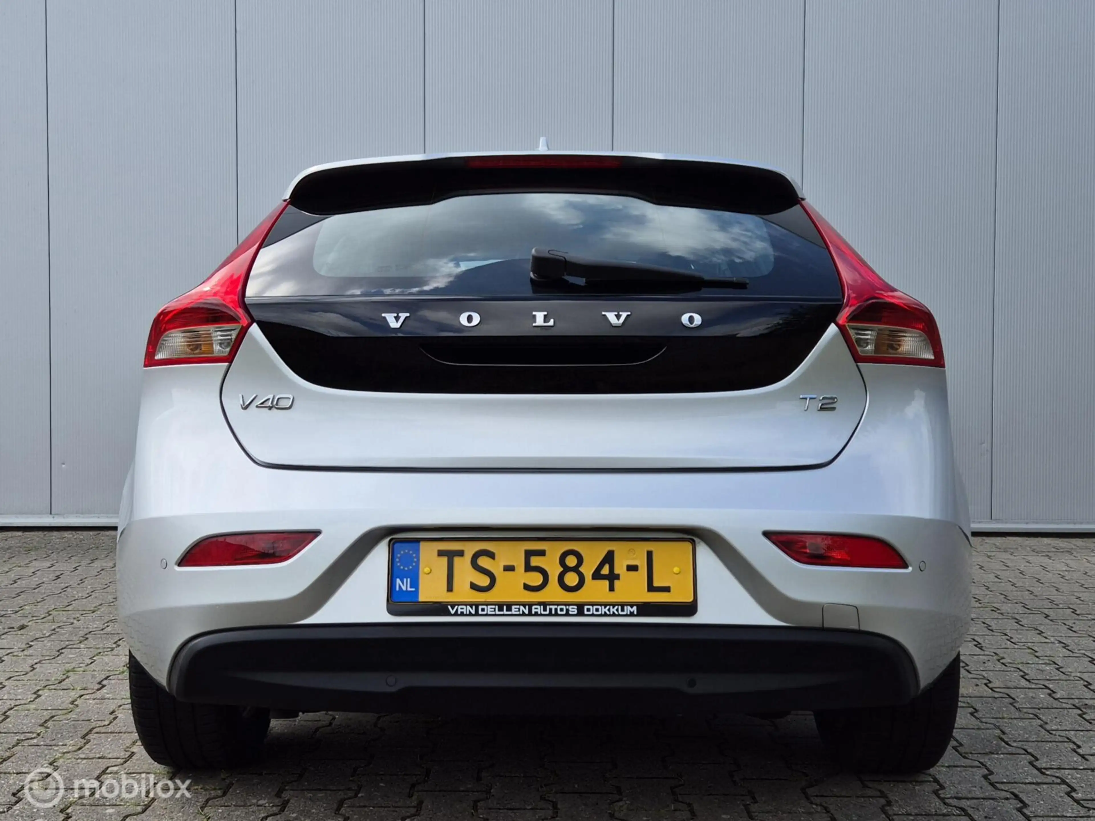 Volvo V40 1.5 T2 EDITION — photo 4