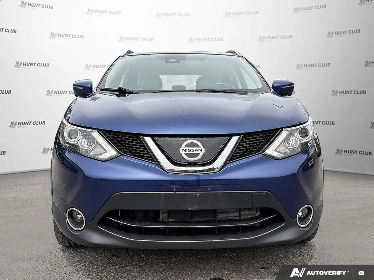 Nissan Qashqai снимка Nissan Qashqai