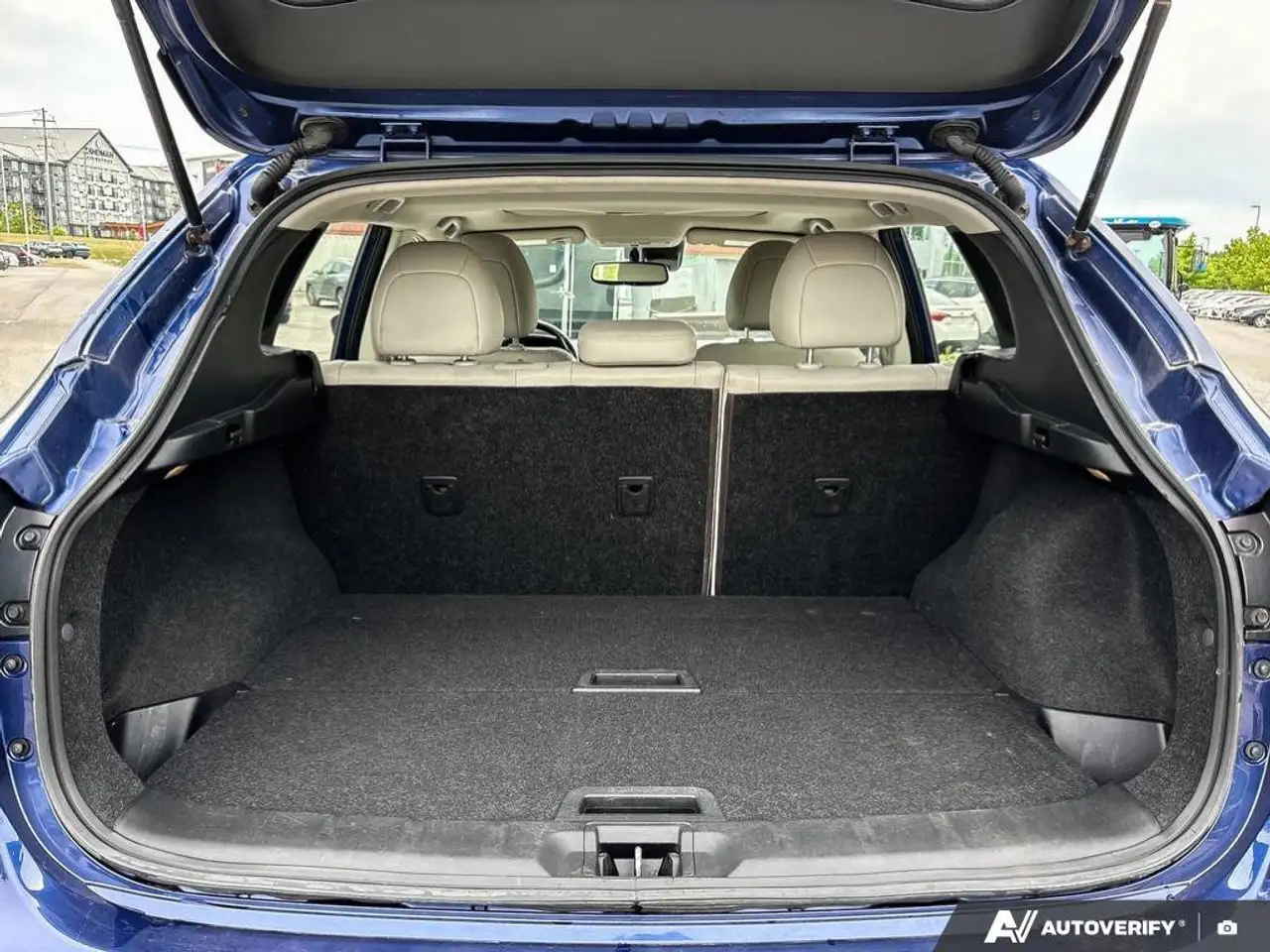 Nissan Qashqai снимка Nissan Qashqai