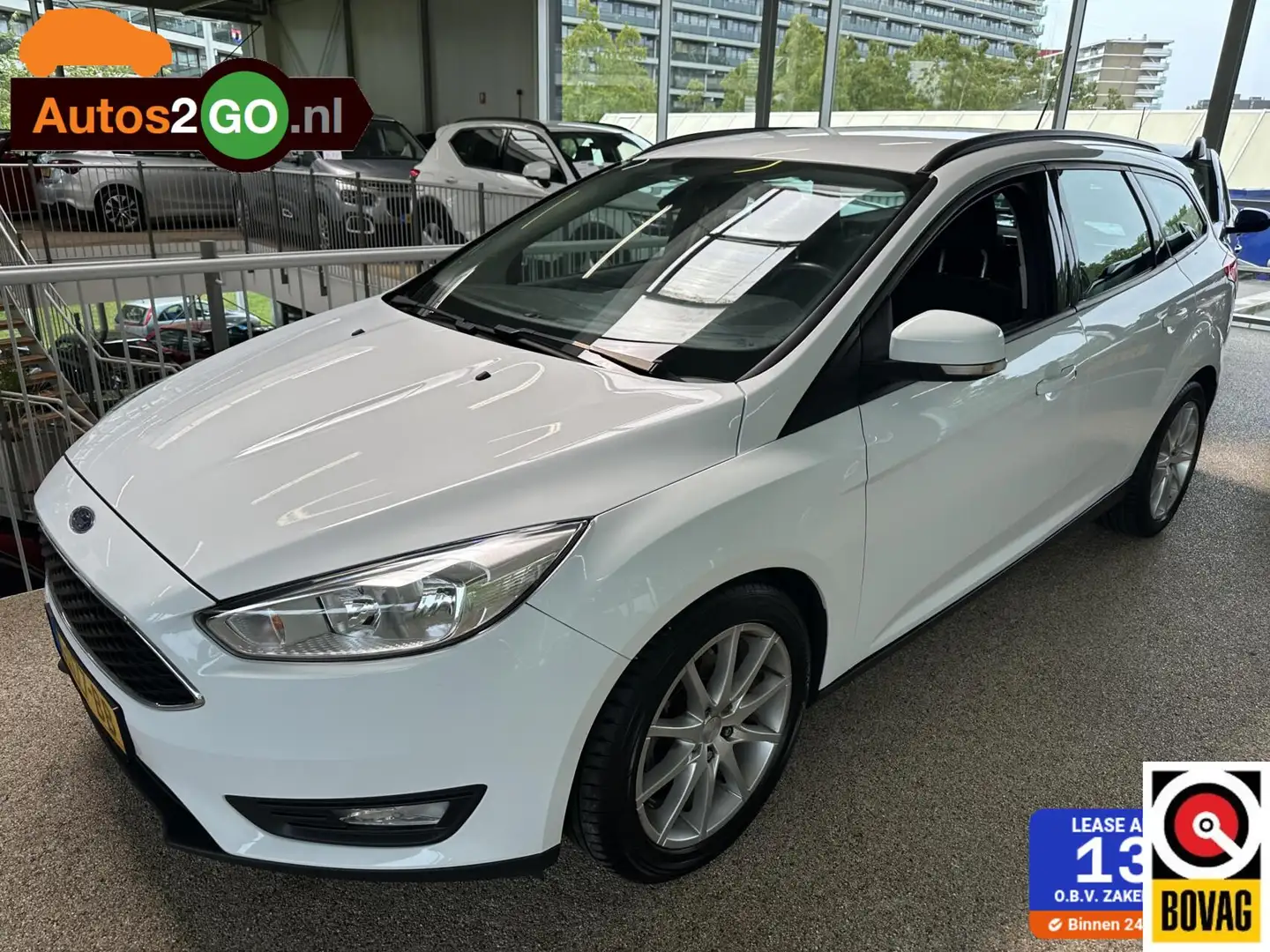Ford Focus Wagon 1.0 Trend Edition Wit - 1