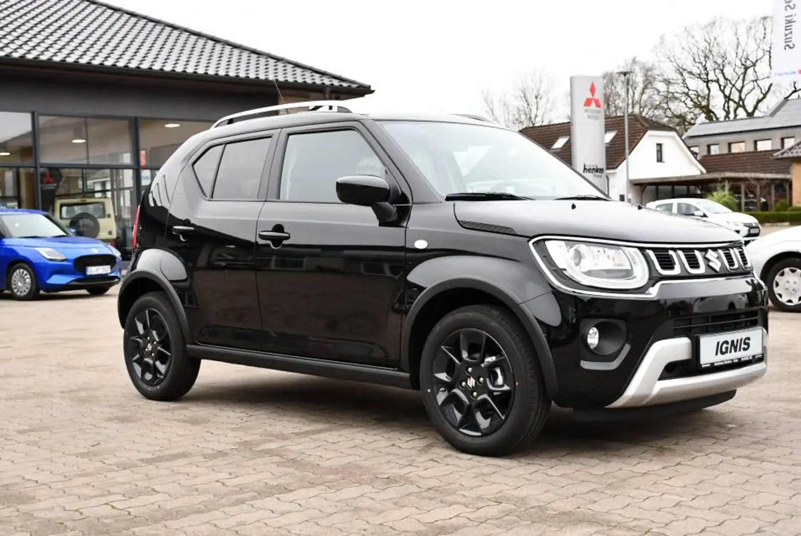 Suzuki Ignis 1.2 Comfort CVT Hybrid Schwarz - 2