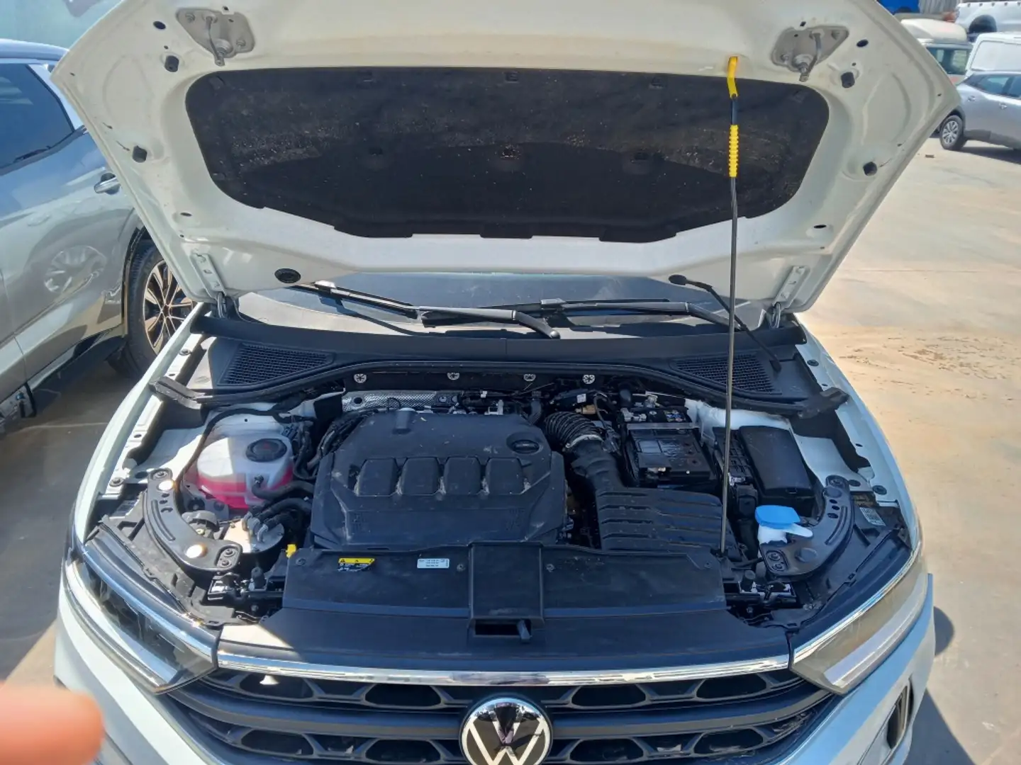 Volkswagen T-Roc 2.0TDI 85kW Білий - 2
