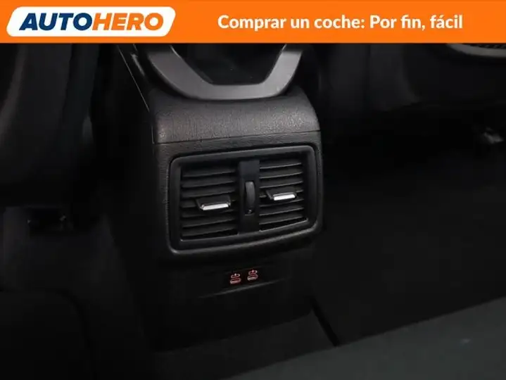 BMW X1 2022, foto 33