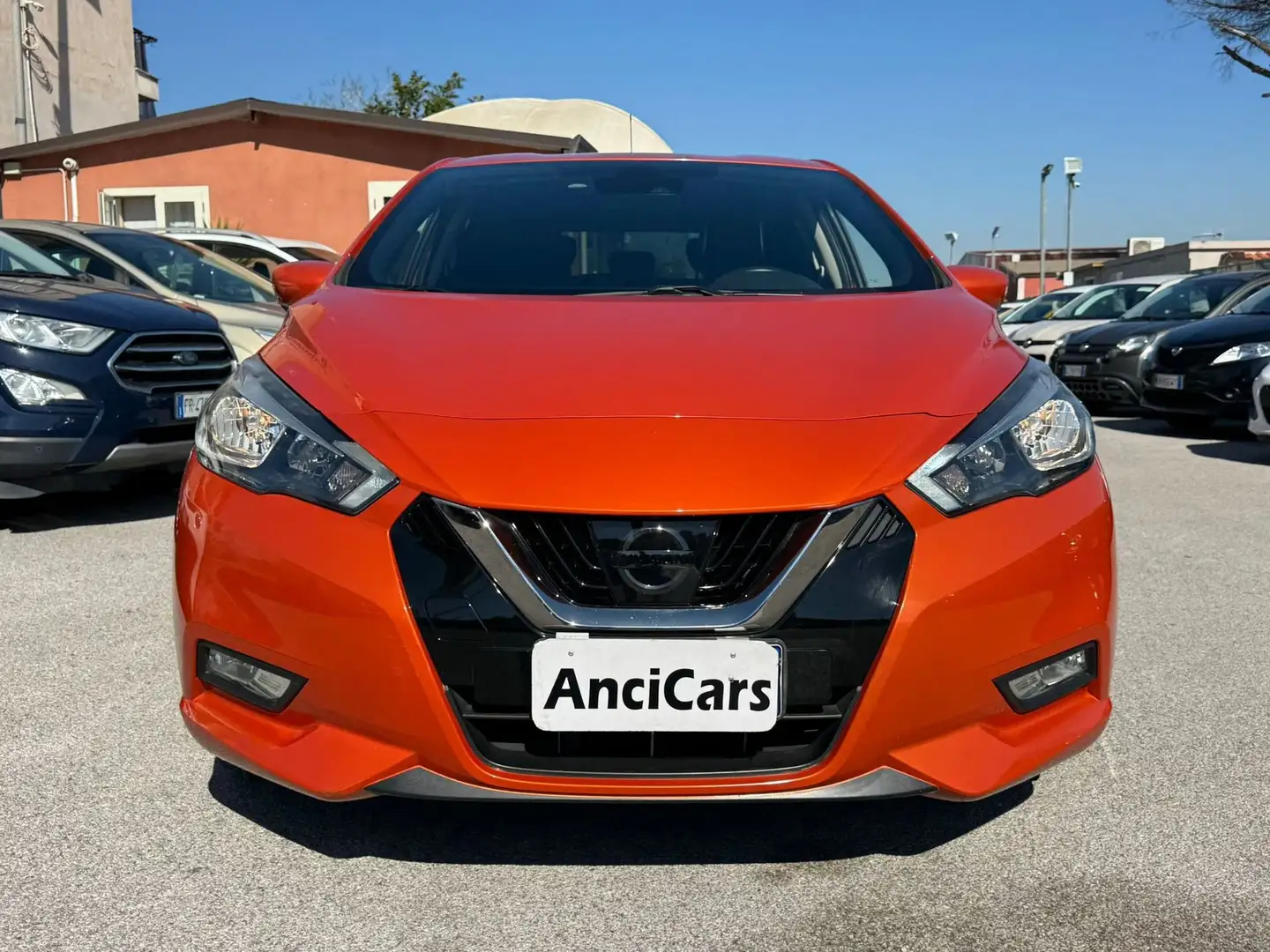 Nissan Micra dCi 90 Tekna Orange - 1