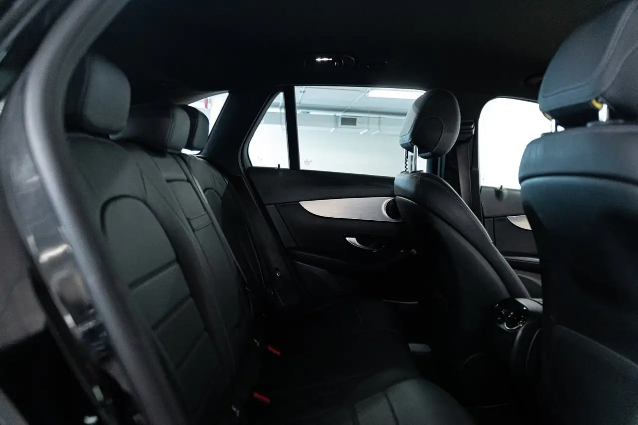 Mercedes-Benz GLC снимка Mercedes-Benz GLC