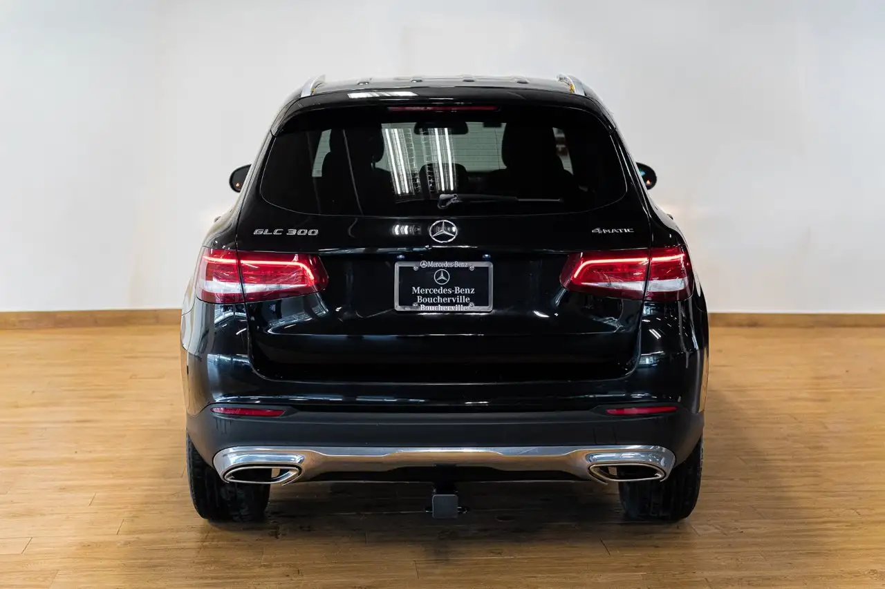 Mercedes-Benz GLC снимка Mercedes-Benz GLC