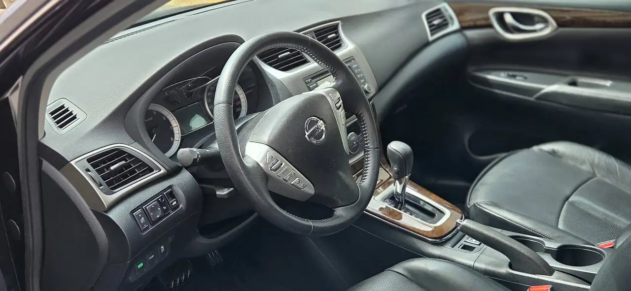 Nissan Sentra снимка Nissan Sentra