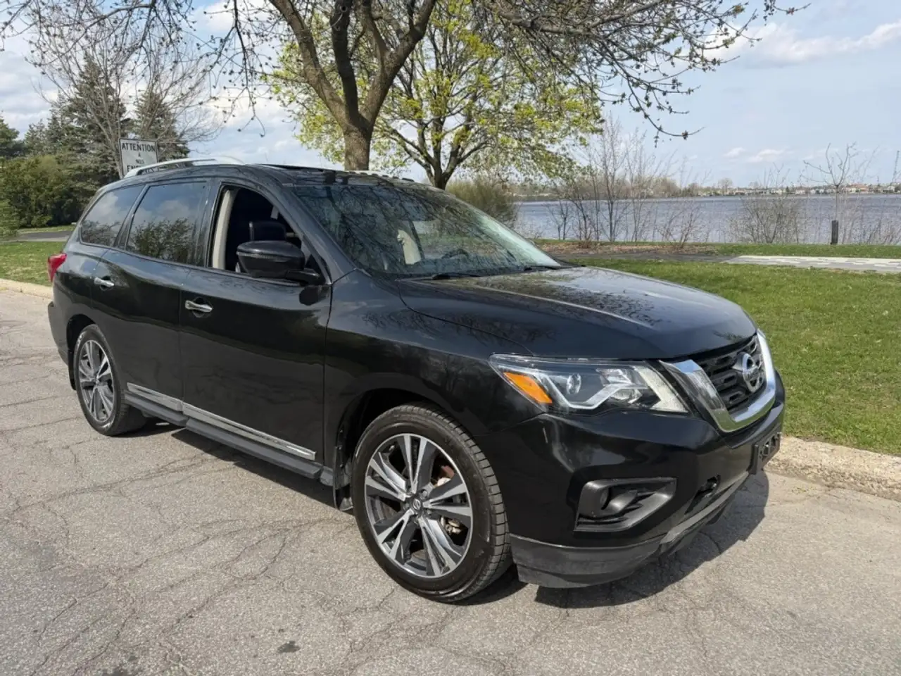 2018 Nissan Pathfinder