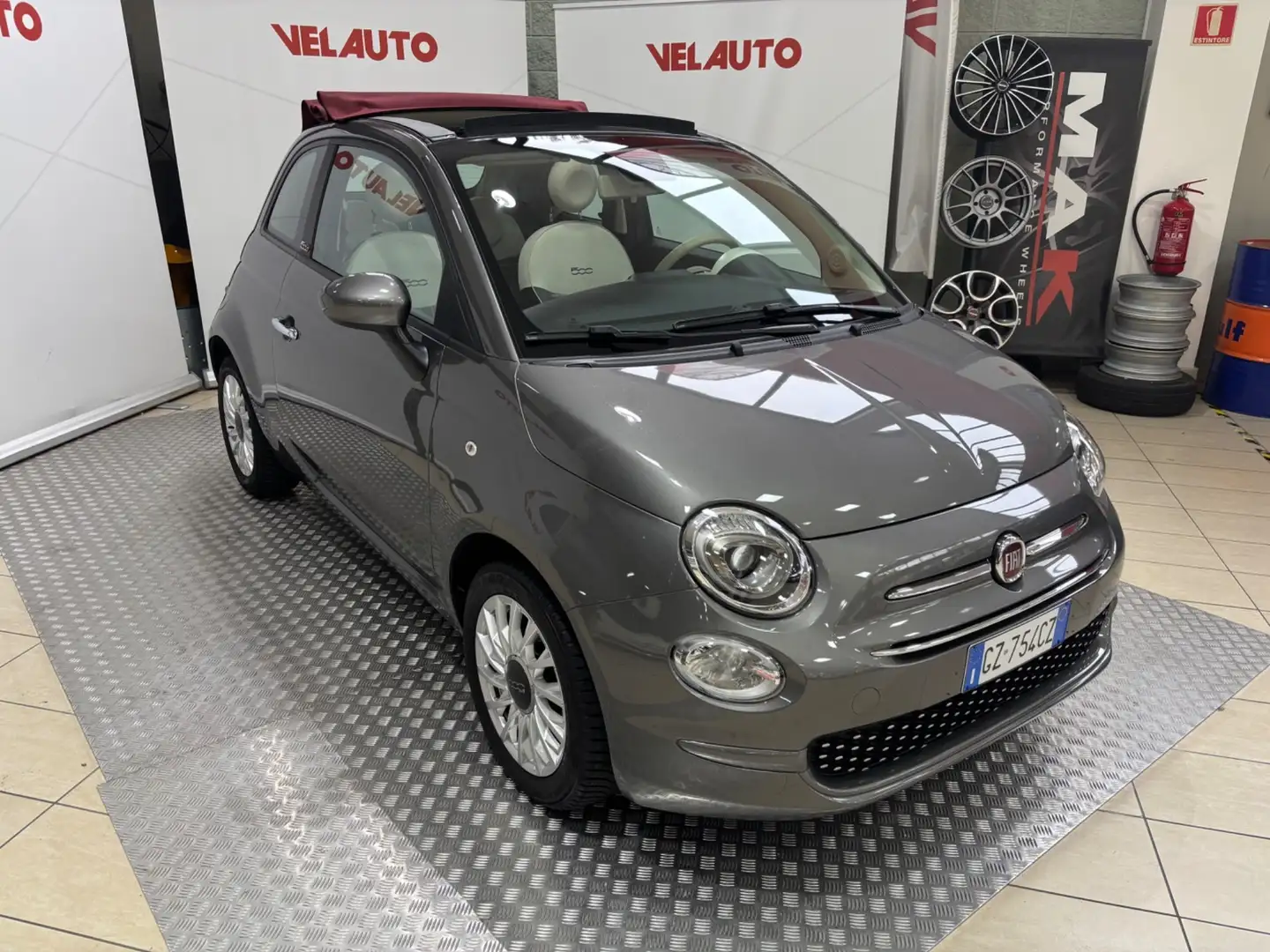 Fiat 500 500 C 1.0 Hybrid Lounge Grigio - 2