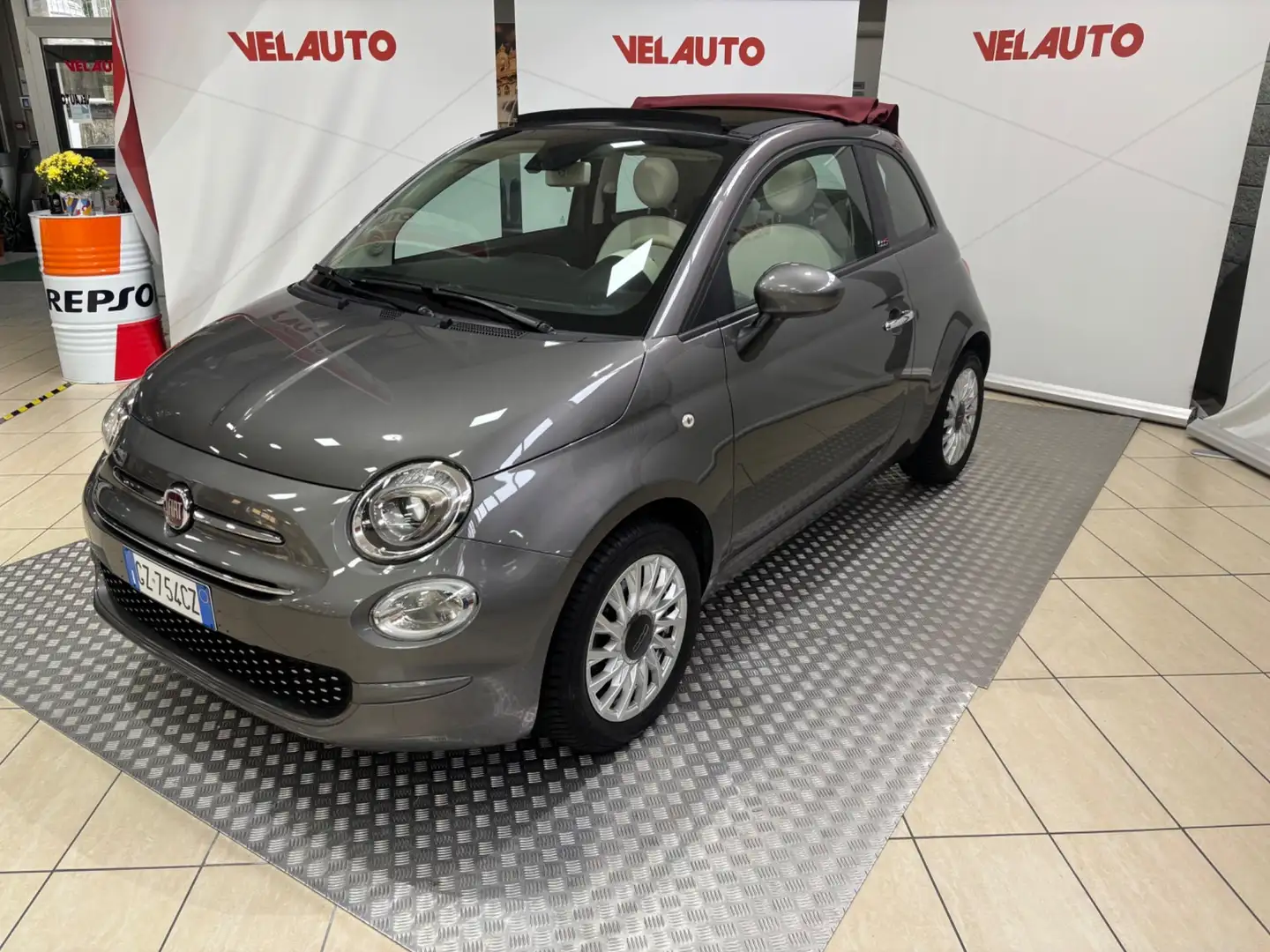 Fiat 500 500 C 1.0 Hybrid Lounge Grigio - 1