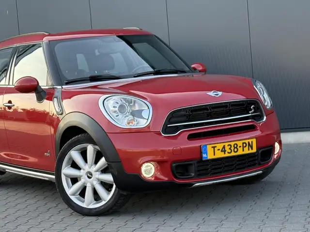Mini Countryman view 12