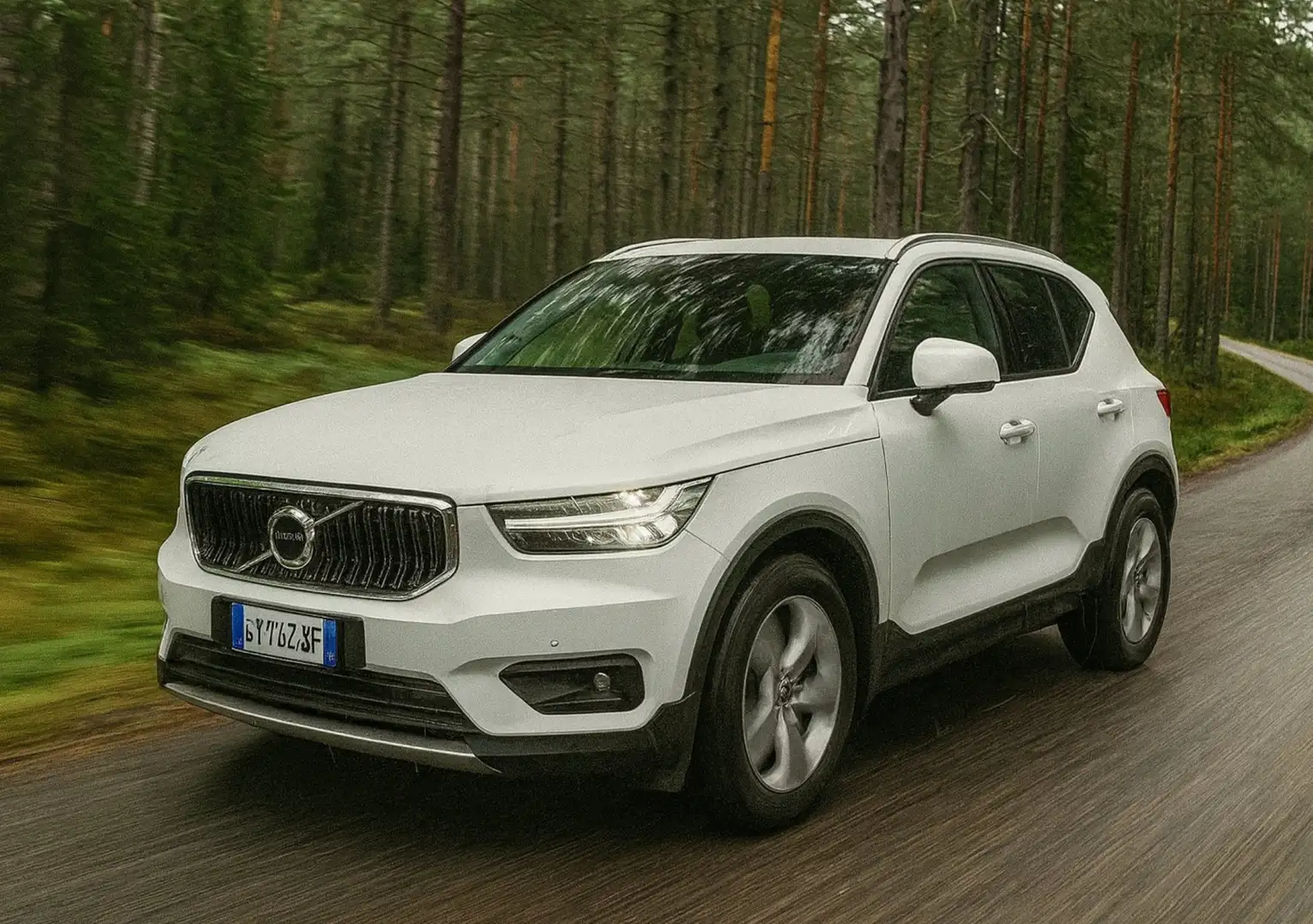 Volvo XC40 XC40 1.5 t2 Momentum Core my21 Bianco - 1
