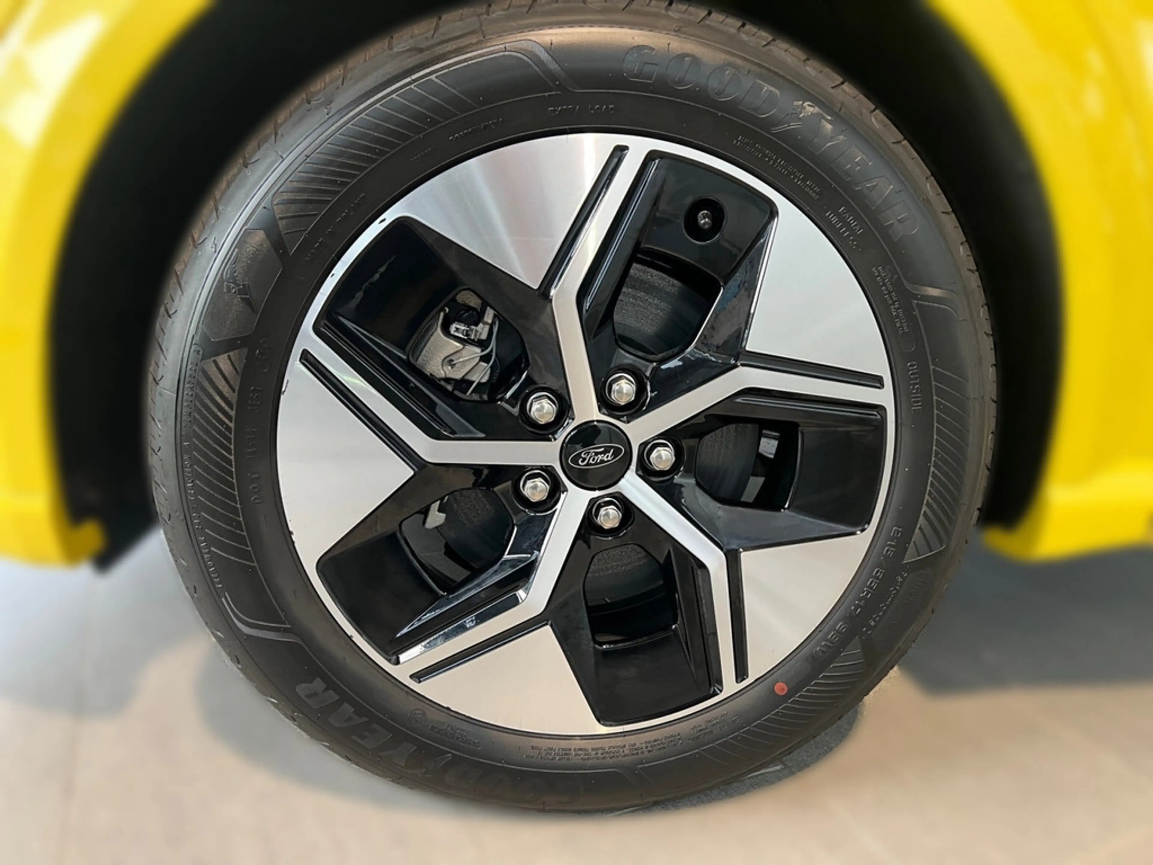 Ford Puma Gen-E — photo 15
