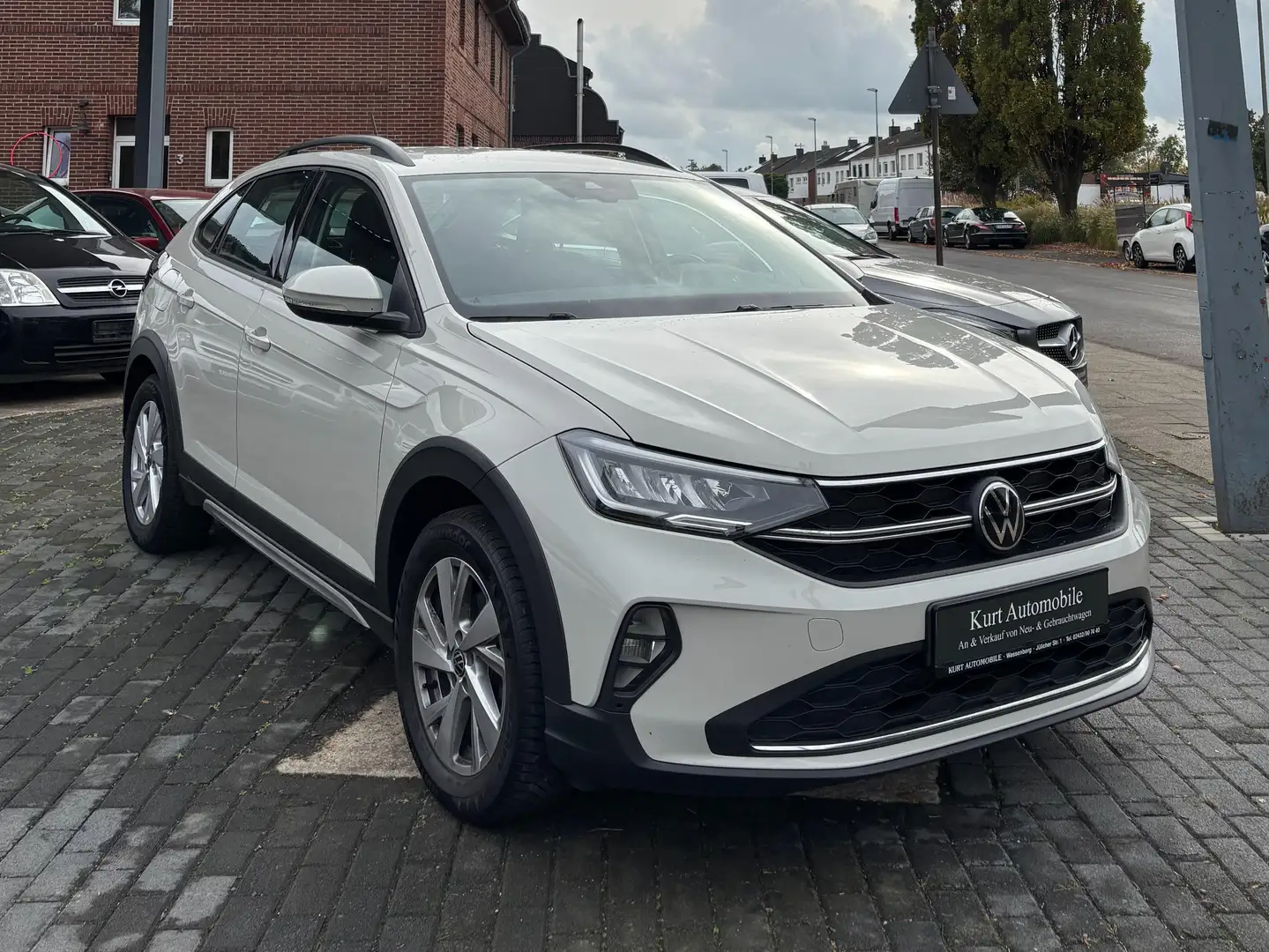 Volkswagen Taigo Life Grau - 1