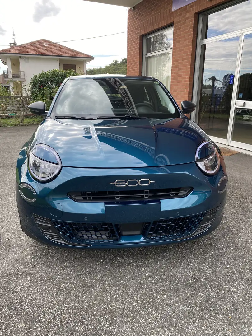 Fiat 600 1.2 hybrid POP 110cv auto Verde - 2