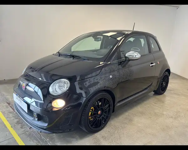 Abarth 500 1.4 Turbo T-Jet Custom