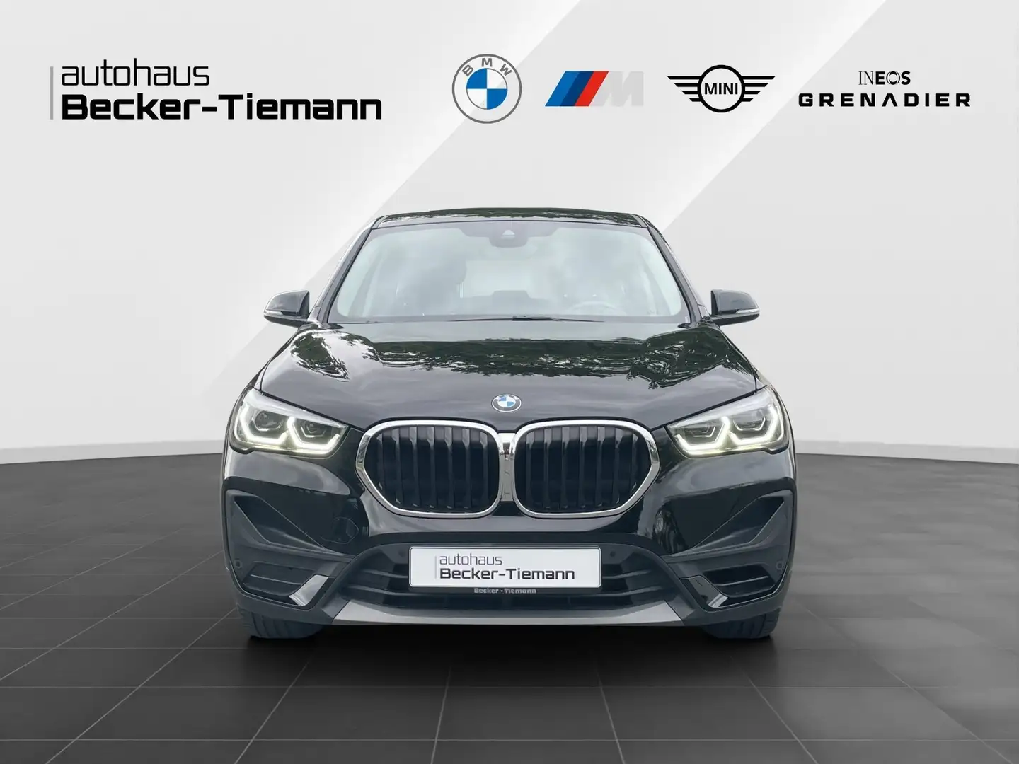 BMW X1 xDrive20i | AHK | LED-Scheinw. | el. Heckklappe | Zwart - 2