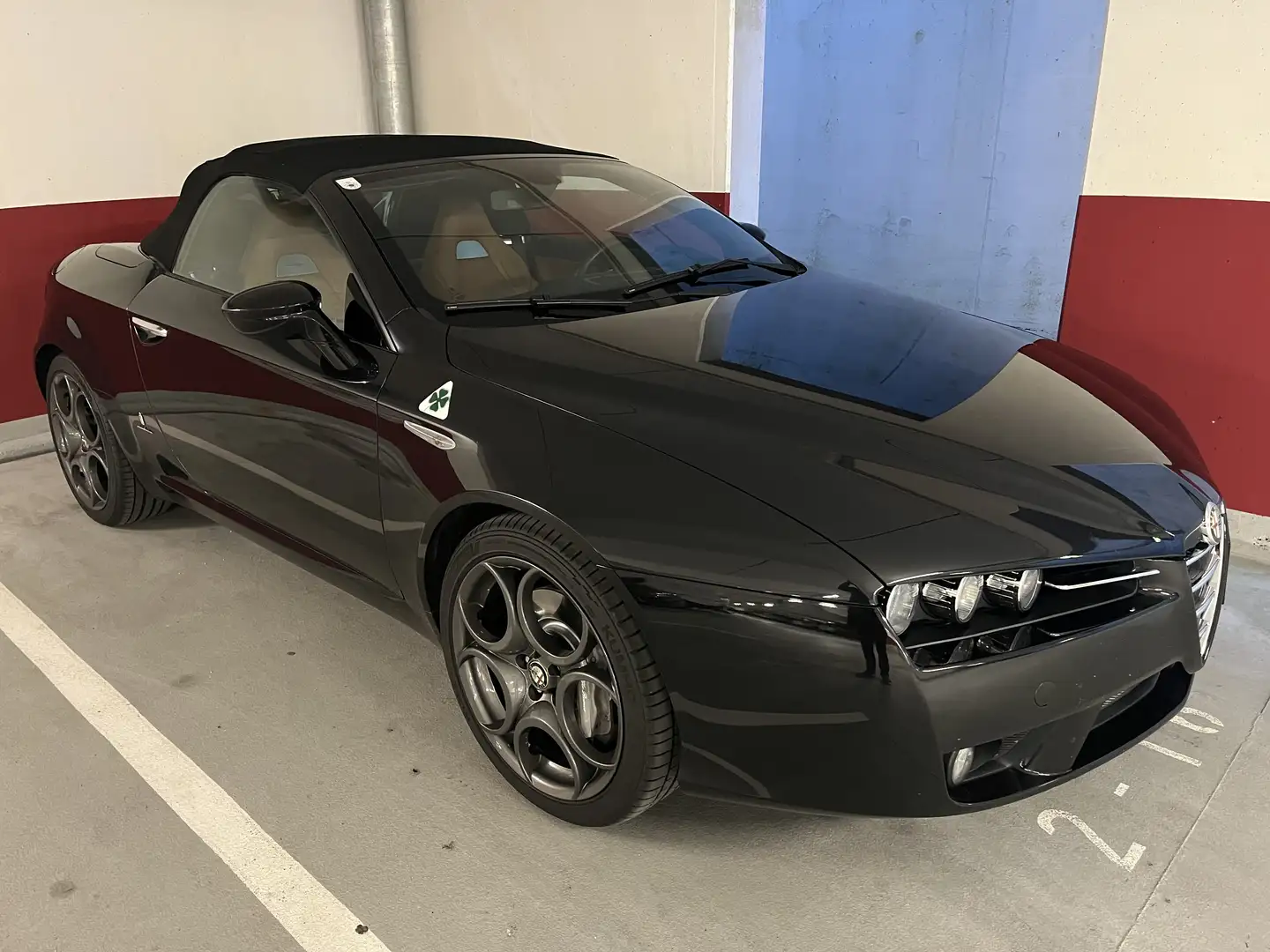 Alfa Romeo Spider Spider 2,4 JTDM Schwarz - 1