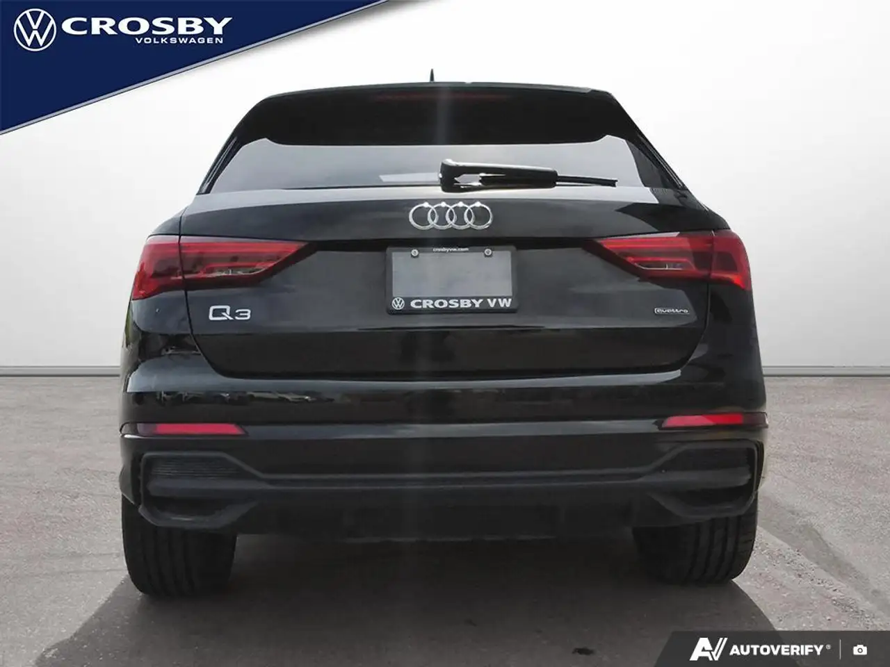 Audi Q3 photo Audi Q3