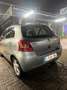 Toyota Yaris 1.3i VVT-i 16v Linea Sol Gris - thumbnail 10