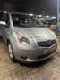 Toyota Yaris 1.3i VVT-i 16v Linea Sol Gris - thumbnail 3