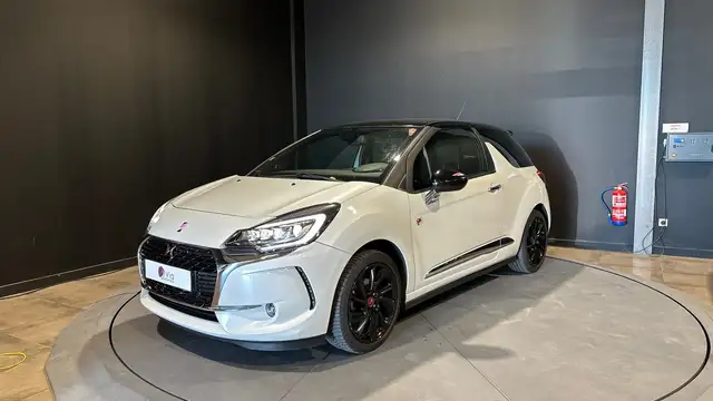 DS Automobiles DS 3 110 BVA Performance Line / Compatible Ethanol e85