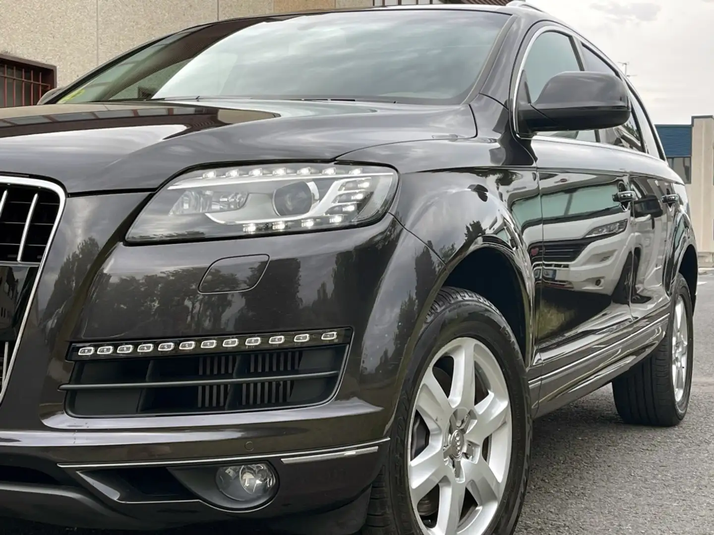 Audi Q7 3.0TDI CD Ambiente Tiptronic Grau - 2