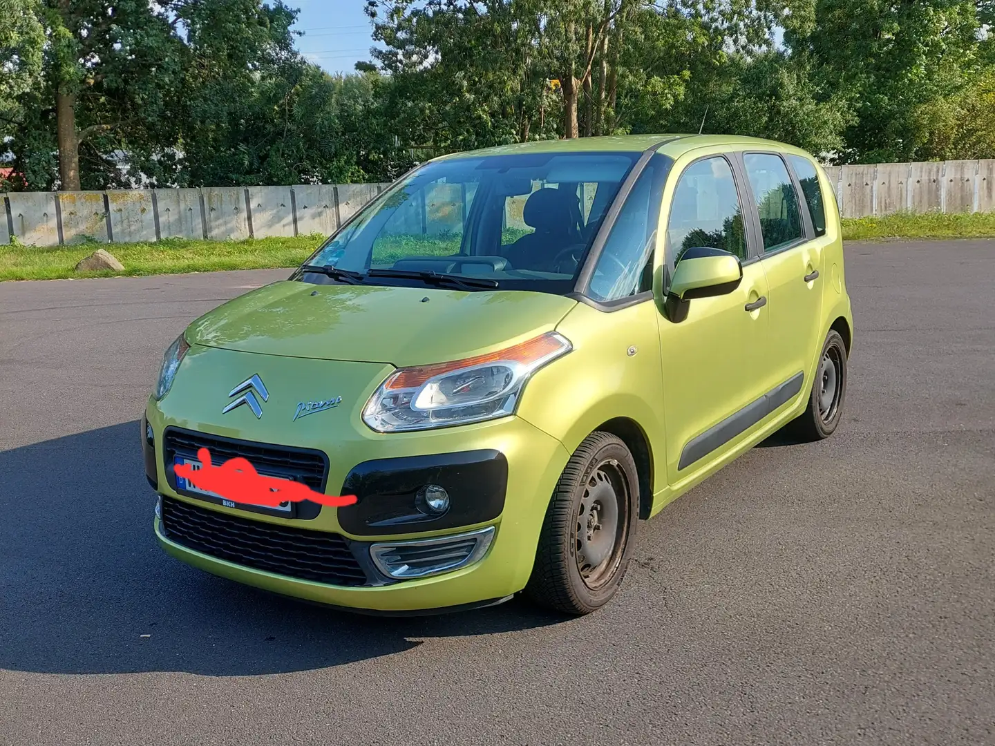 Citroen C3 Picasso C3 Picasso VTi 120 Tendance Grün - 1