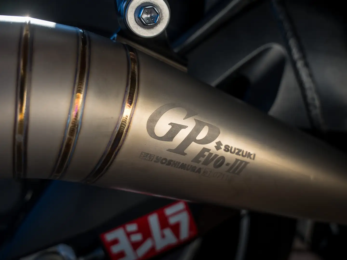 Suzuki GSX-R 600 K9 Supersport Weiß - 2